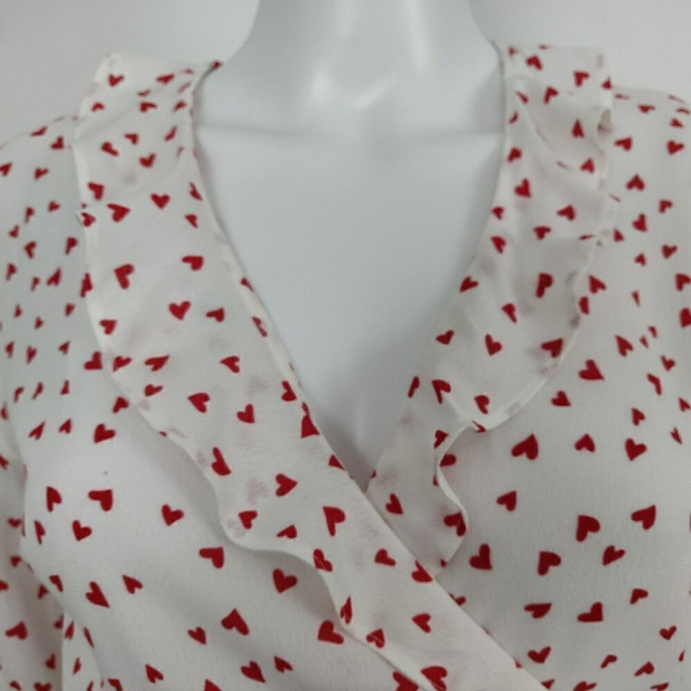 Rails Simone Smitten Heart Print Wrap Top Womens Size XS Rayon Love Anniversary - Picture 3 of 11